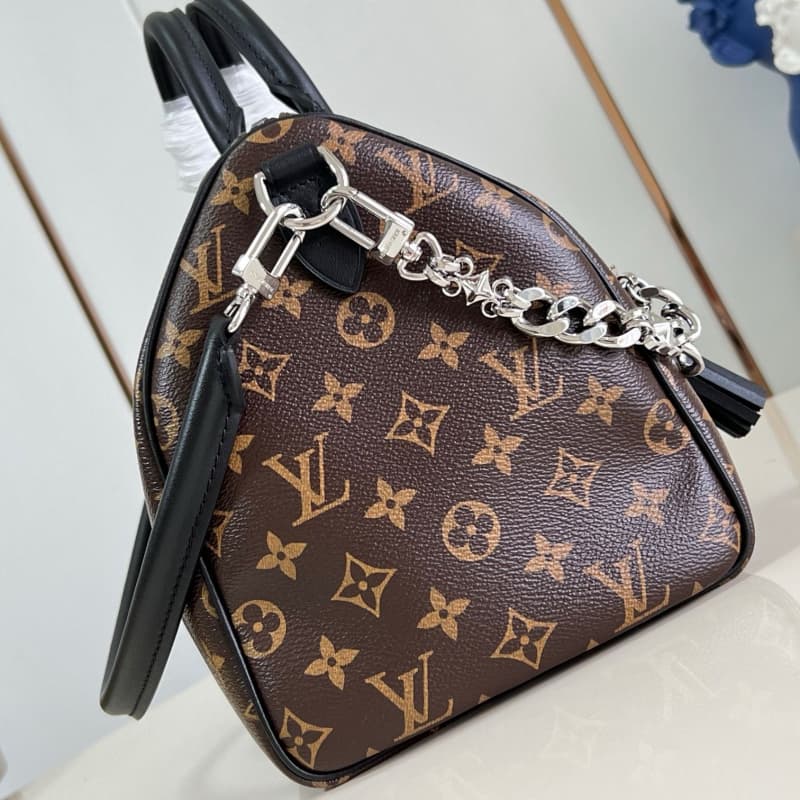 Louis Vuitton bags | LV Bags | Speedy Soft 30 Dark handbag |  21 × 17 × 30 cm | M12243 | 00014