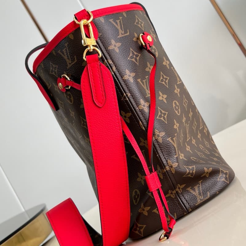 Louis Vuitton bags | LV Bags | Neverfull Bandouliere Inside Out Medium handbag |  28 × 14 × 31 cm | M12096 | 00019