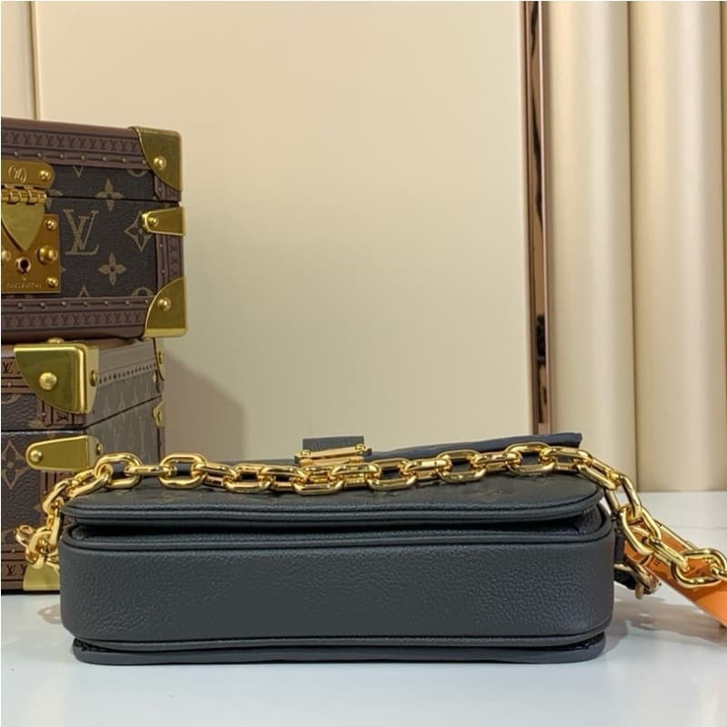 Louis Vuitton bags | LV Bags | Metis Handbag |  21.5×6×13.5 cm | M22942/M46596/M46595 | 00023