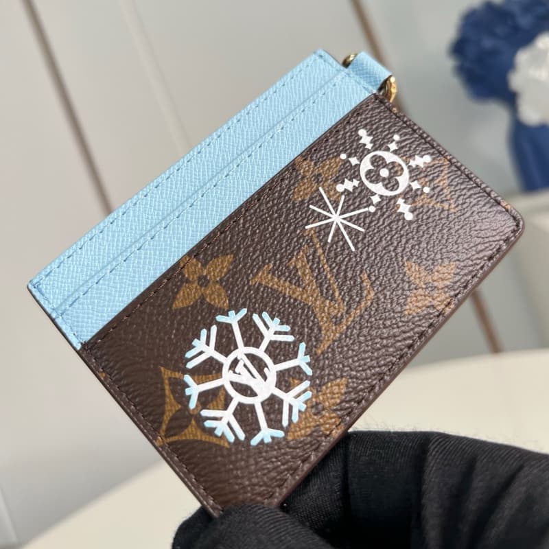 Louis Vuitton bags | Snow Show series | Charms business card |  10.2 × 7.3 × 0.3 cm | M12227 | 00052