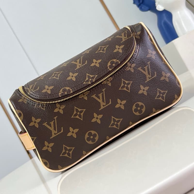 Louis Vuitton bags | LV | toilet case |  20 × 9.3 × 28 cm | M11510 | 00058