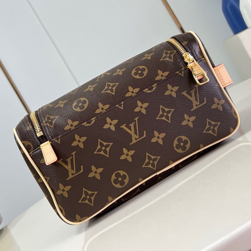 Louis Vuitton bags | LV | toilet case |  20 × 9.3 × 28 cm | M11510 | 00058