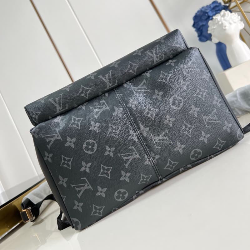 Louis Vuitton bags | LV | Discovery Small Backpack |  29×38×20 cm | M22558 | 00069