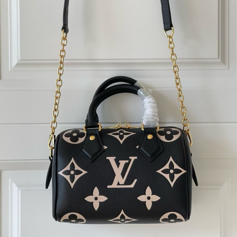 Louis Vuitton bags | LV | Speedy Bandouliere 20 handbag |  20.5 × 13.5 × 12 cm | M58947 | 00076