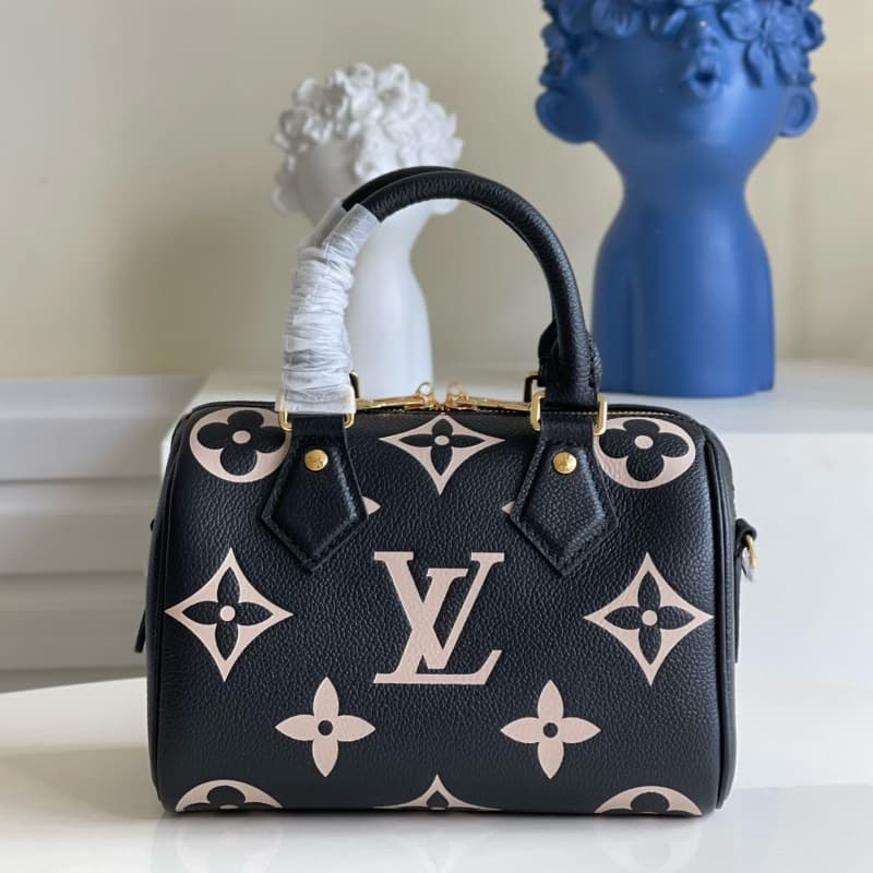 Louis Vuitton bags | LV | Speedy Bandouliere 20 handbag |  20.5 × 13.5 × 12 cm | M58947 | 00076