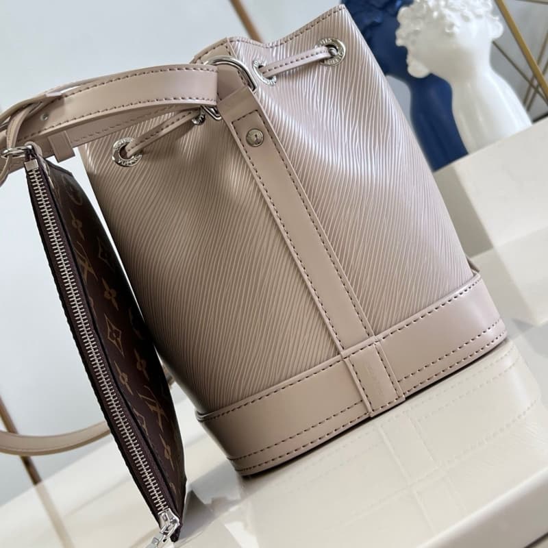 Louis Vuitton bags | LV | Noé BB bucket bag |  20 × 20 × 15 cm | M12848 | 00080