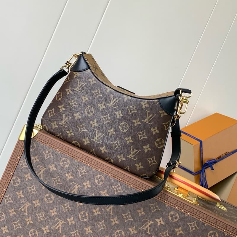 Louis Vuitton bags | LV | 29.0 × 19.0 × 9.0 cm | M46659 | 00092