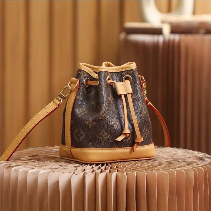 Louis Vuitton bags | LV | Nano Mini bucket bag |  13×16×10 cm | M81266 | 00098