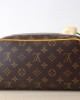 Louis Vuitton bags | LV | Cosmetic Bag / Toiletry Bag | DOPP Kit | 28 × 15 × 16.5 cm | M44494/12643 | 00126