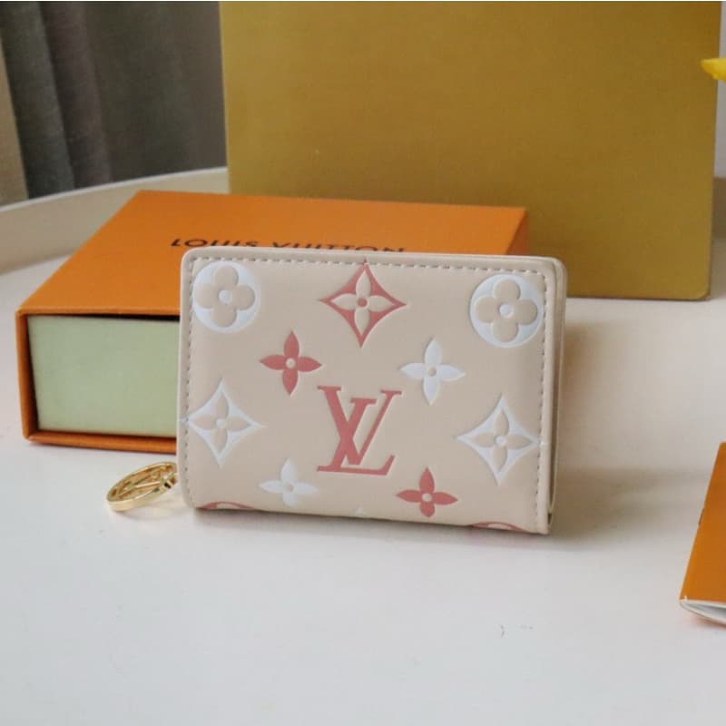 Louis Vuitton bags | LV | Lou wallet |  4.3 × 3.5 × 1.2 cm | M82291 | 00137