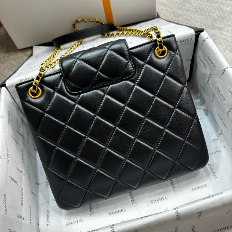 CHANEL bags | 24C | Large Logo Tote Underarm Bag | 17.5×20×5cm | 4596 | 01030