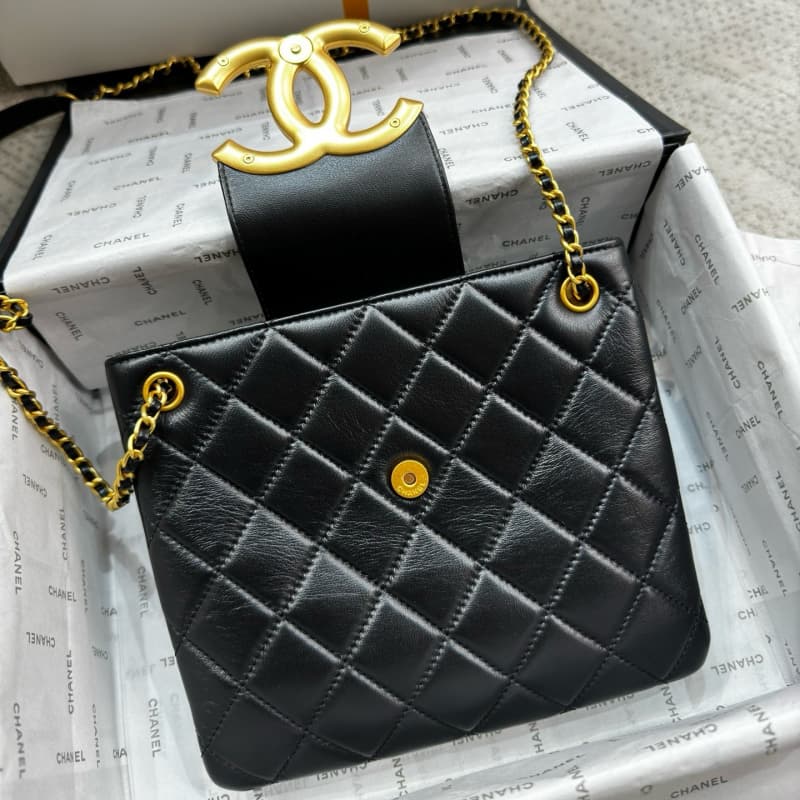 CHANEL bags | 24C | Large Logo Tote Underarm Bag | 17.5×20×5cm | 4596 | 01030