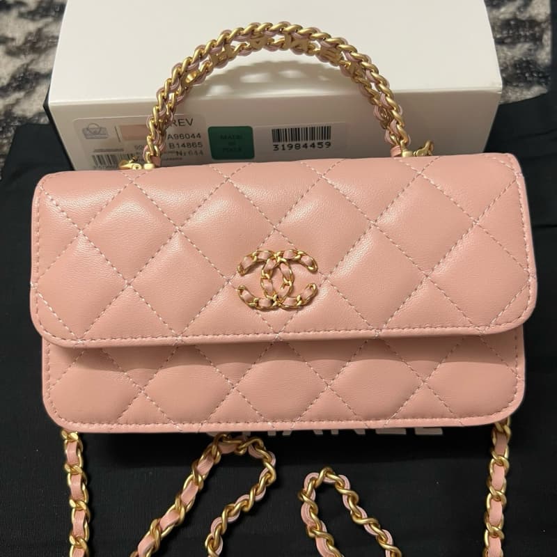 CHANEL bags | 24C | WOC | Phone Case | 16cm | 96044 | 01034