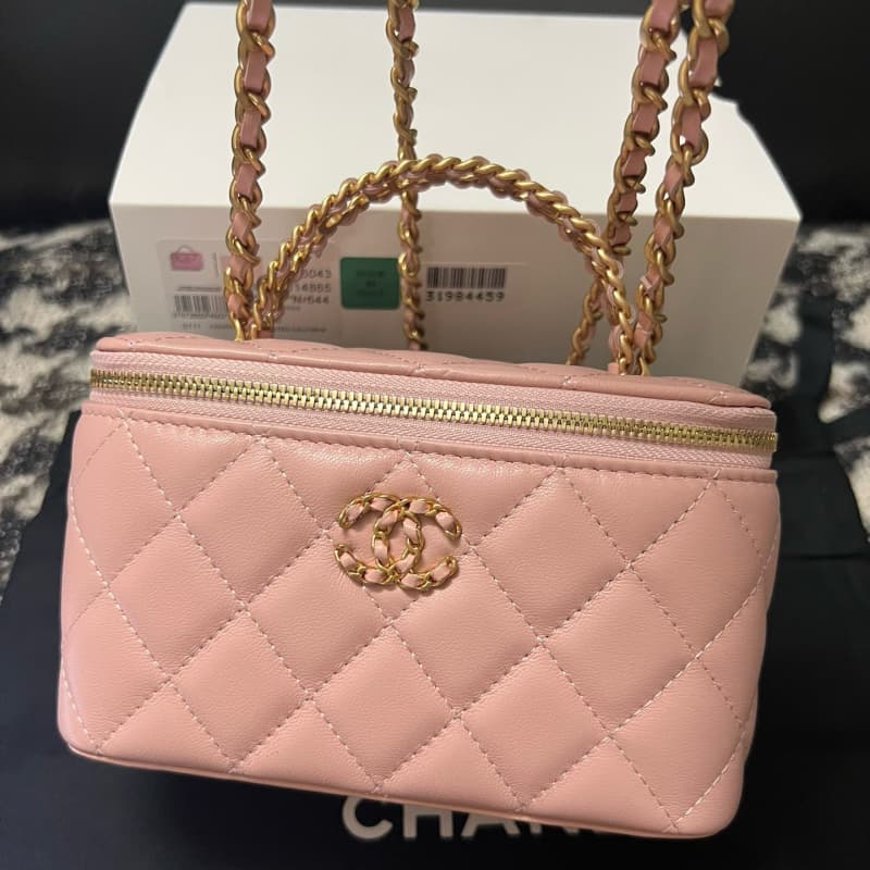 CHANEL bags | 23K | Clasp Bag | 24C long box | 17cm | 96043 | 01035