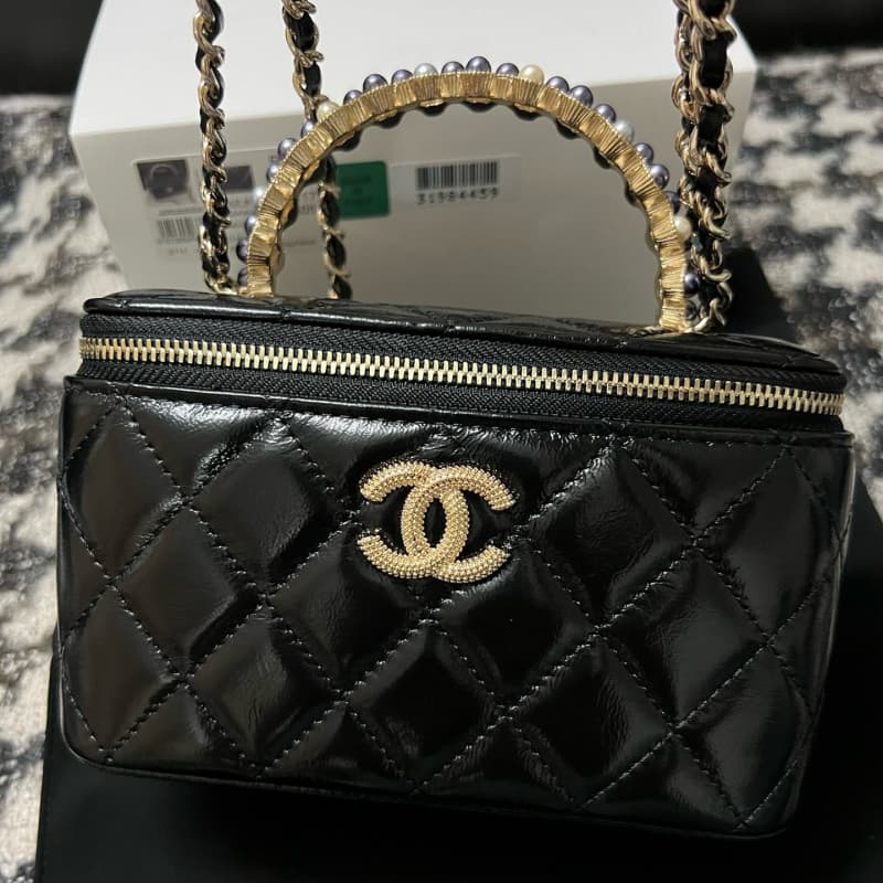 CHANEL bags | Pearl Handle Long Box Bag | 17cm | A96057 | 01036