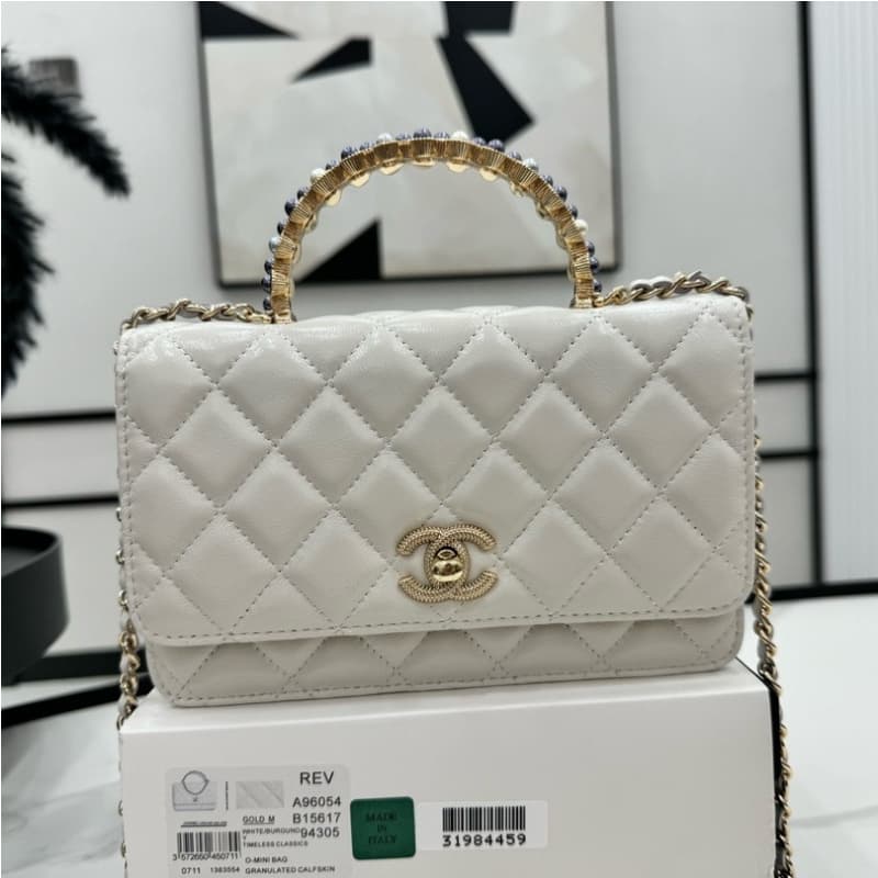 CHANEL bags | WOC | Pearl Handle WOC | 19cm | A96054 | 01037