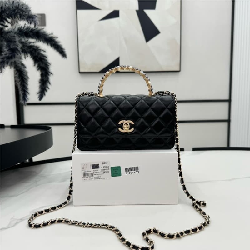 CHANEL bags | Pearl Handle WOC | 19cm | A96055 | 01038