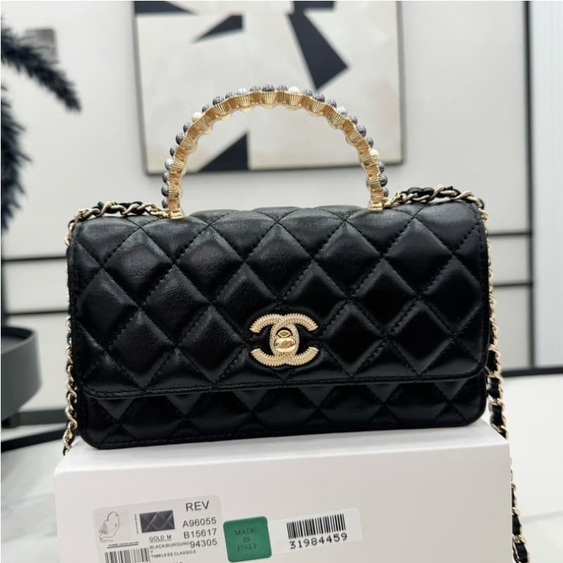 CHANEL bags | Pearl Handle WOC | 19cm | A96055 | 01038