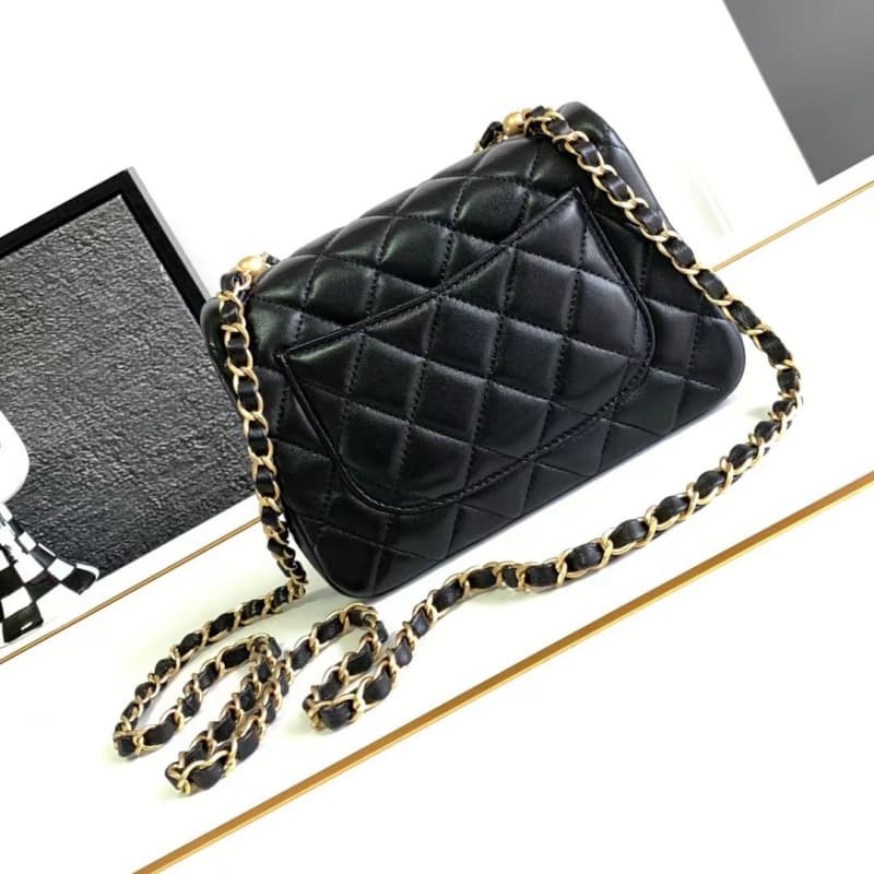 CHANEL bags | 24P | Pearl Square Box Bag | 14.5×19.5×7.5cm | 4384 | 01040