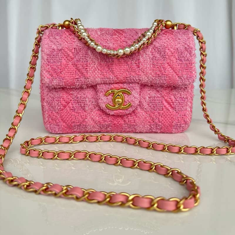 CHANEL bags | 20×15×7cm | AS4384 | 01041