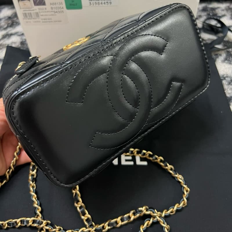 CHANEL bags | 23P | WOC | 17cm | 01044