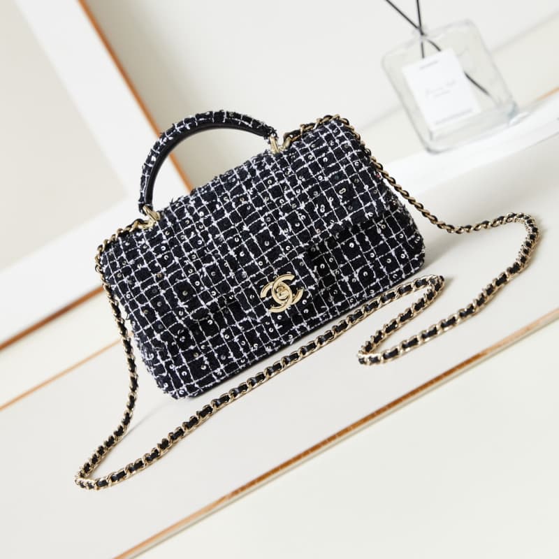 CHANEL bags | 24P | 13×20×7cm | AS2431 | 01045