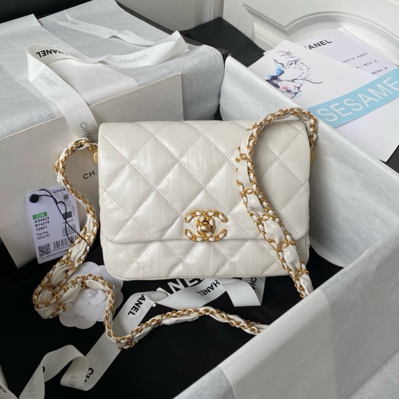 CHANEL bags | 23K | Cowhide Wide Shoulder Strap Shoulder Bag | 13.5×20.5×5cm | AS4423 | 01046