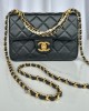 CHANEL bags | 24K | lambskin | 20×15×7cm | AS4384 | 01050