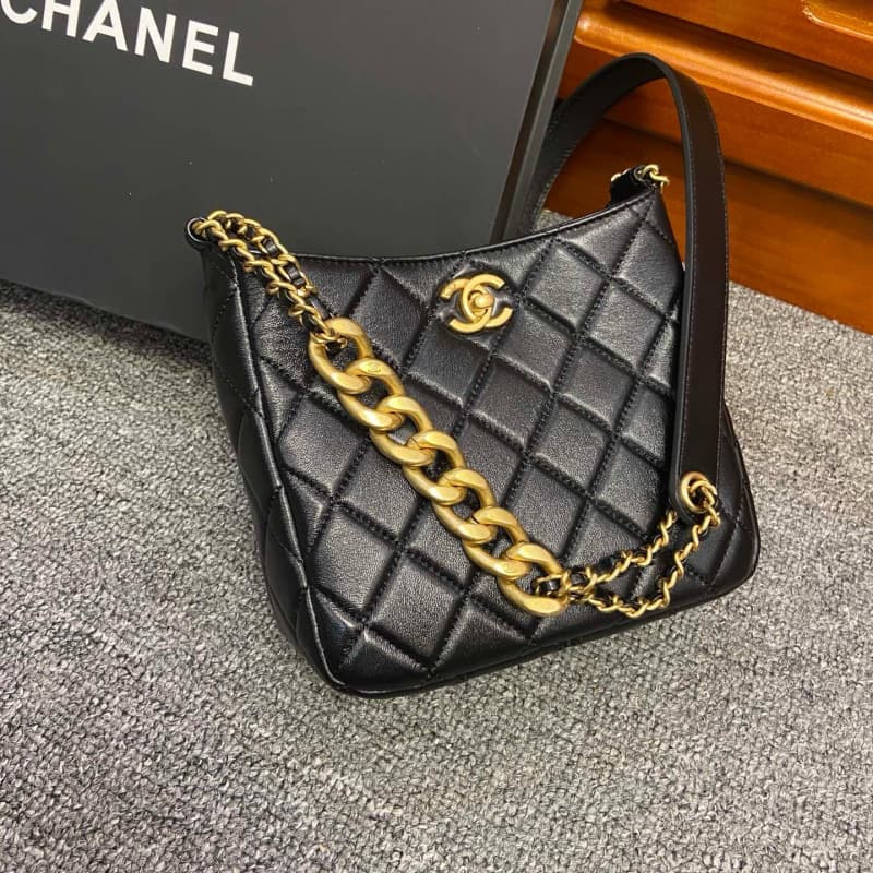 CHANEL bags | 22P | Goat skin | 22.5×20×9.5 cm | 3112 | 01072