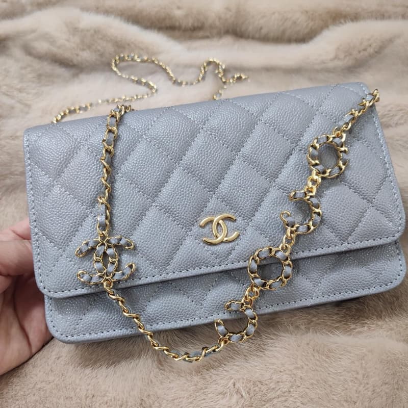 CHANEL bags | WOC | Classic Quilted Flap Bag | 12.3×19.2×3.5 cm | AP1960 | 01073