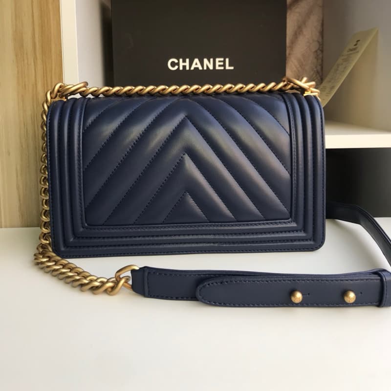 CHANEL bags | V-grid | sheepskin | 25cm | 67086 | 01076