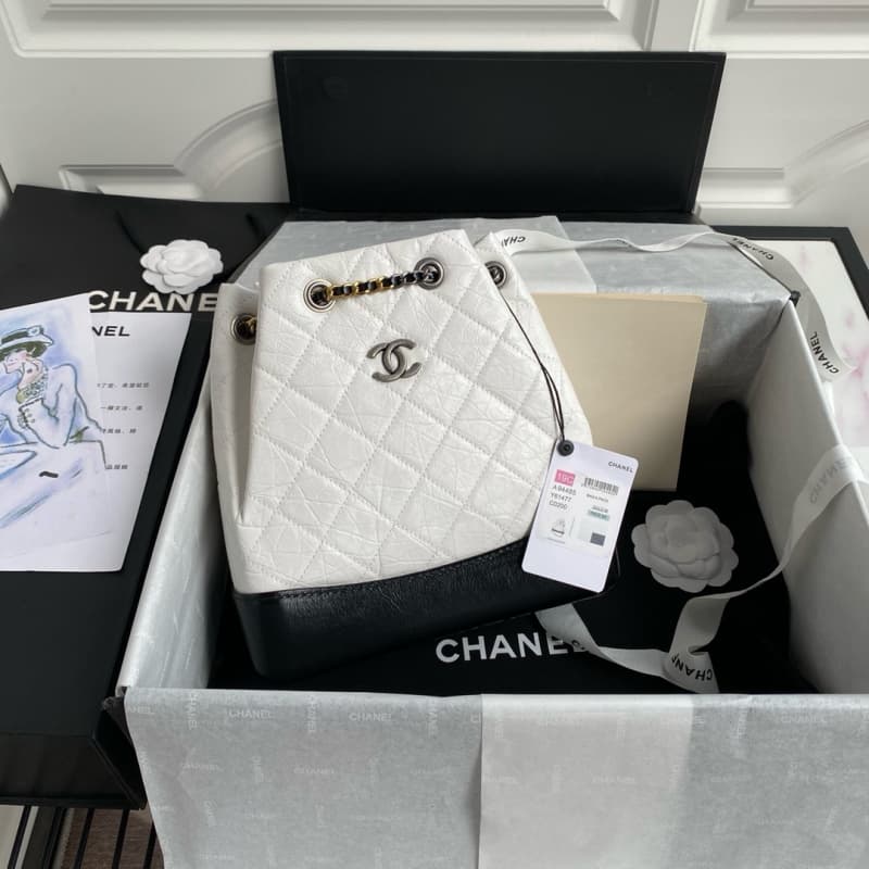 CHANEL bags | Chanel CC Gabrielle Hobo Backpack | Gold and Silver Chain Vintage Backpack | 24×23×11.5 cm | 94485 | 01088