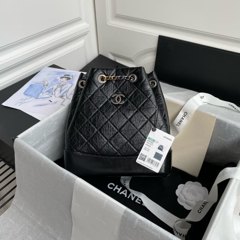 CHANEL bags | Chanel CC Gabrielle Hobo Backpack | Gold and Silver Chain Vintage Backpack | 24×23×11.5 cm | 94485 | 01088