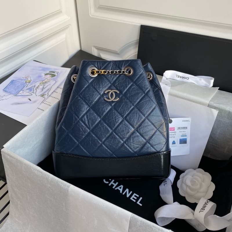 CHANEL bags | Chanel CC Gabrielle Hobo Backpack | Gold and Silver Chain Vintage Backpack | 24×23×11.5 cm | 94485 | 01088