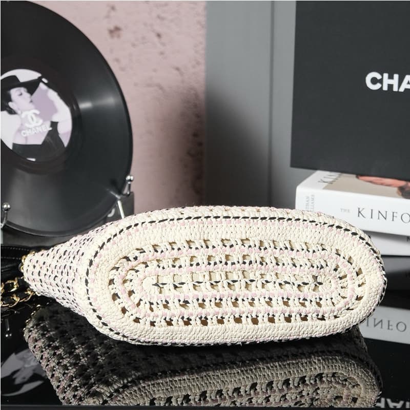 CHANEL bags | 25C | Handwoven basket | 01095