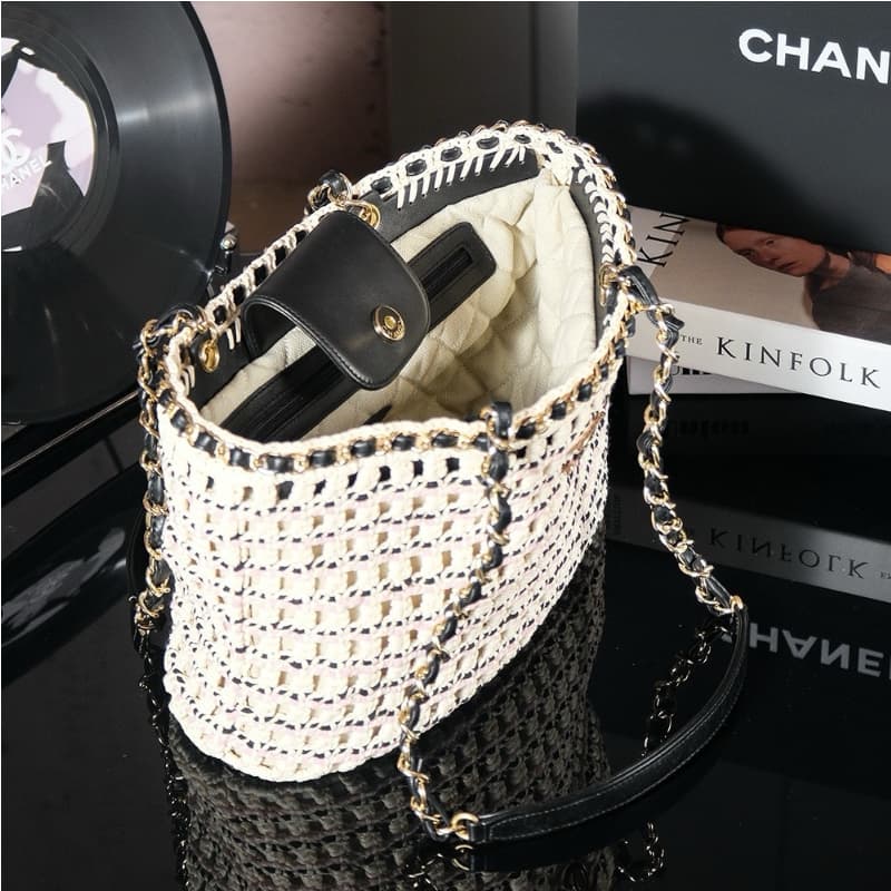 CHANEL bags | 25C | Handwoven basket | 01095