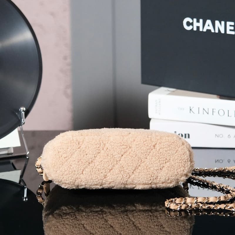 CHANEL bags | 24B | wool felt shell bag | 15×20×6 cm | AS5130 | 01102