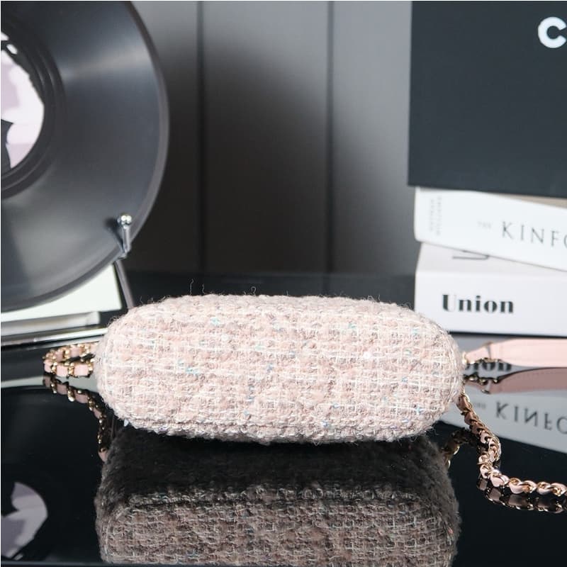 CHANEL bags | 24B | 24B wool felt shell bag | 15×20×6 cm | AS5130 | 01104