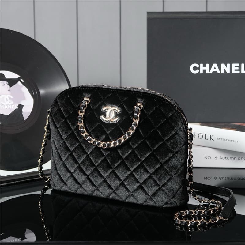 CHANEL bags | 24B | Spring/Summer New Oiled Leather Shell Bag | 20.5×28.5×7 cm | AS3969 | 01108