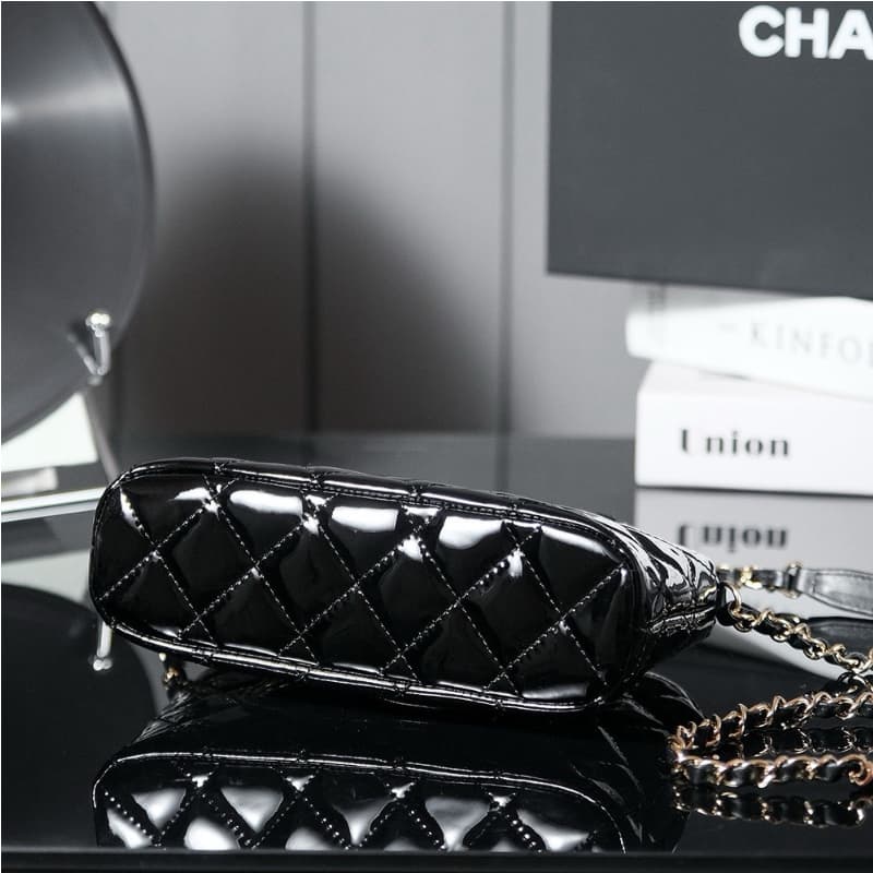 CHANEL bags | 23S | Shell Bag | 15×20×6 cm | AS5130 | 01109