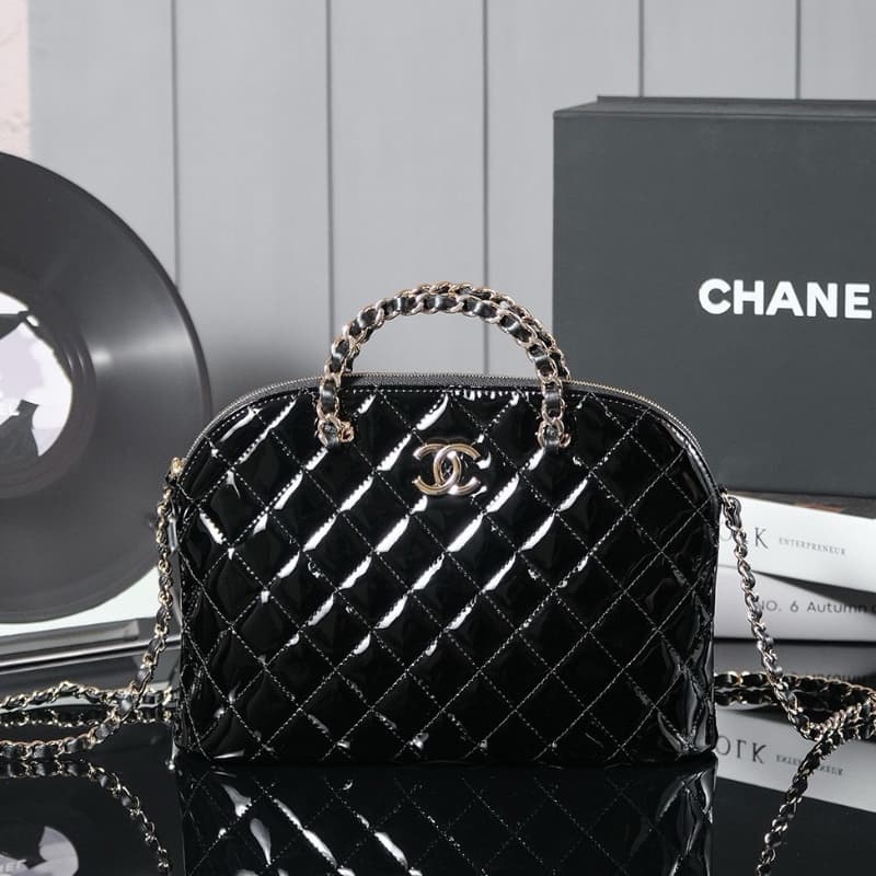 CHANEL bags | 23s | Shell Bag | 20.5×28.5×7 cm | AS5130 | 01110