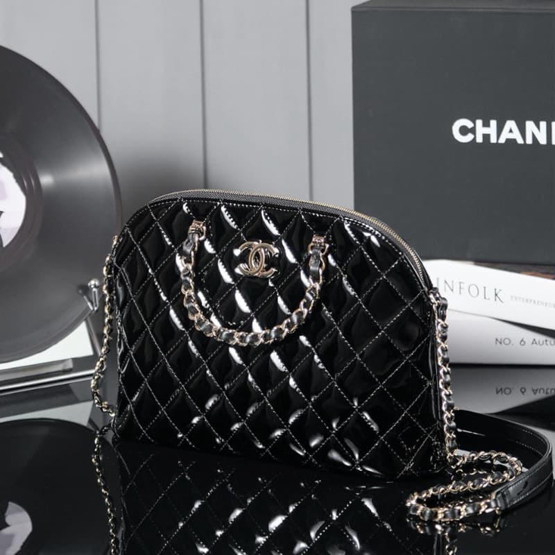 CHANEL bags | 23s | Shell Bag | 20.5×28.5×7 cm | AS5130 | 01110