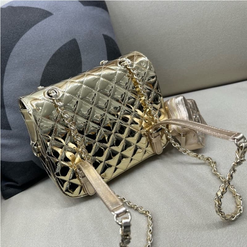 CHANEL bags | 24C | Patent Leather Mirror Star Backpack | 23.5×18.5×8.5 cm | 01118