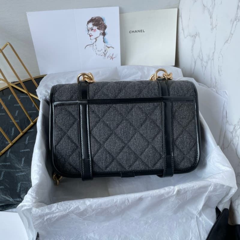 CHANEL bags | Messenger Bag | 24 cm | AS5132 | 01127