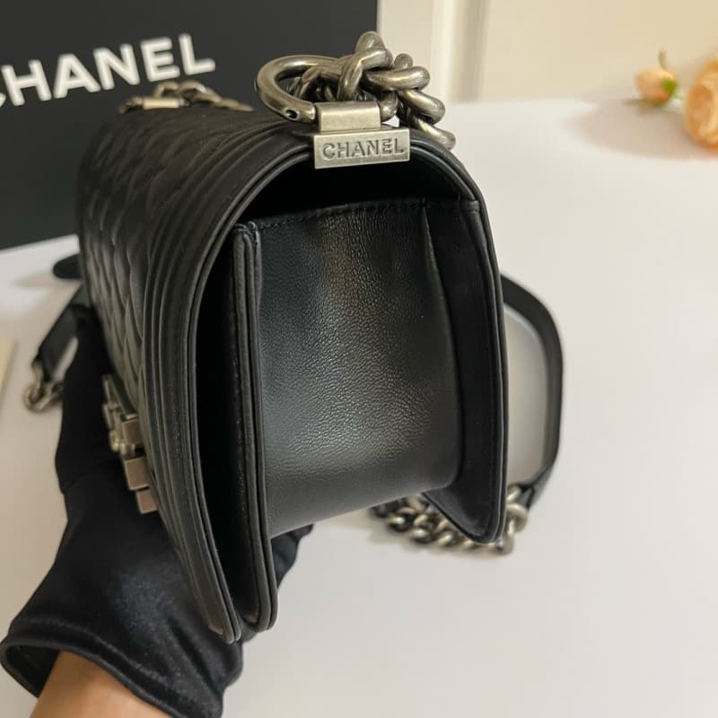 CHANEL bags | Leboy handbag | 20 cm | 67085 | 01138