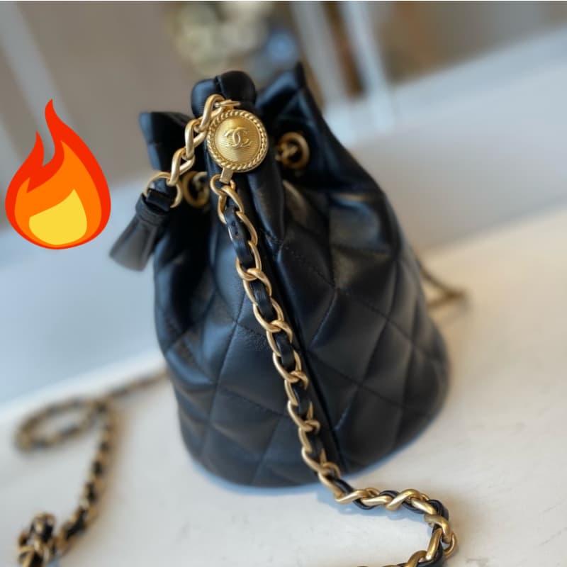 CHANEL bags | Bucket Bag | vintage drawstring button bag | 21×24×14 cm | AS2057 | 01141