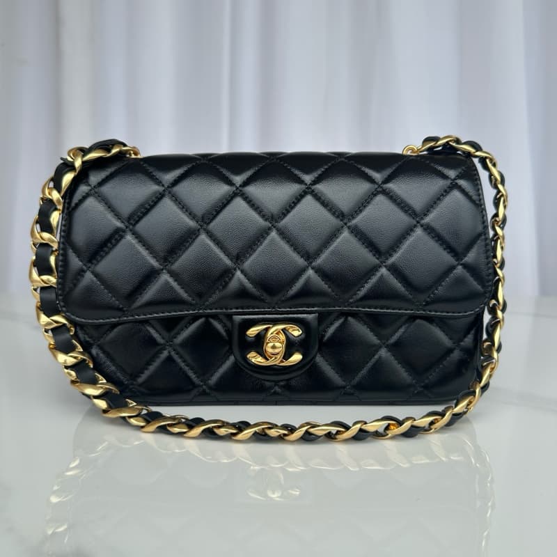 CHANEL bags | lambskin | Original hardware configuration | AS6300 | 24×16×5cm | 01160