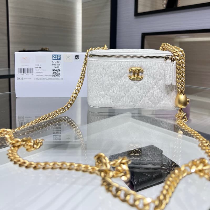 CHANEL bags | 3P New Box Bag | AP3204Y | 17×9.5×8cm | 01170