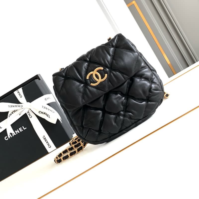 CHANEL bags | Fall/Winter New Model Saddle Bag | 22.5×20×3cm | 01174