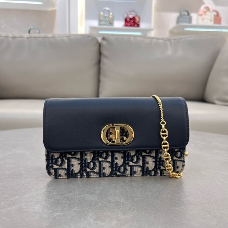 Dior bags | Miss Caro Chain Bag | 19×11×4.5 cm | 5225 | 03019